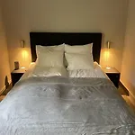 - Cozy House, 10 Min From Center