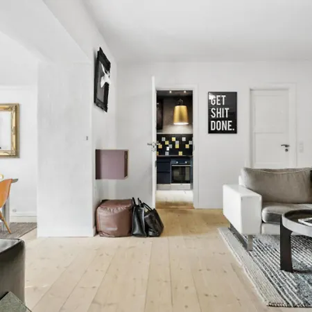 Villa - Cozy House, 10 Min From Center Århus